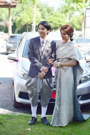 ชุดไทยเจ้าสาว ชุดไทยจักรพรรดิ์ เช่าที่แบมบี้ เวดดิ้ง ห้วยขวาง